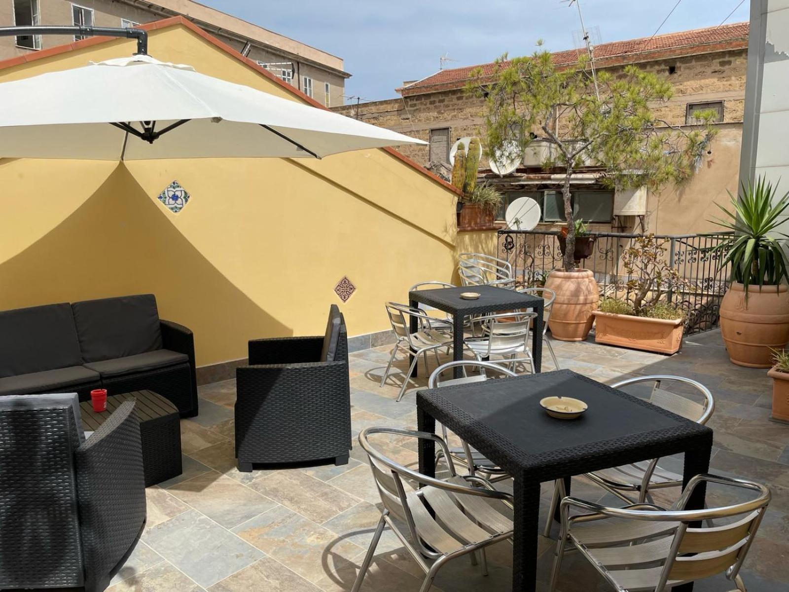 Hotel Cortese Palermo Bagian luar foto