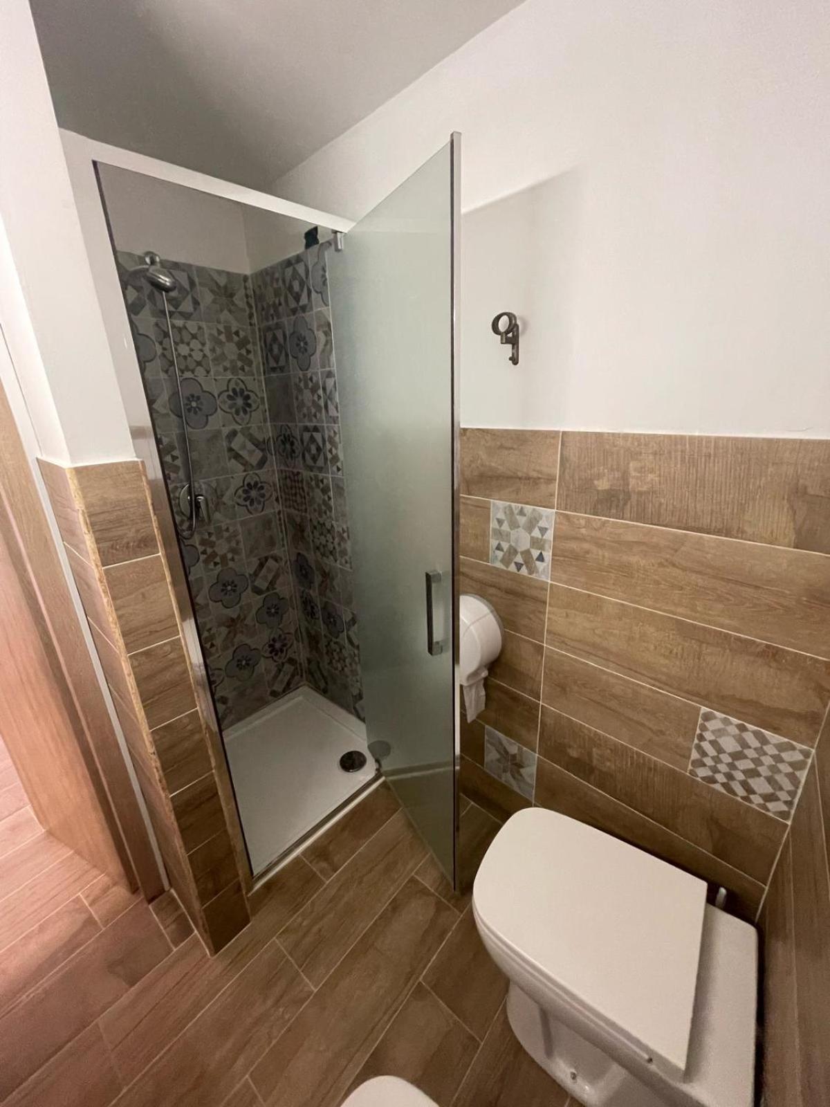 Hotel Cortese Palermo Bagian luar foto