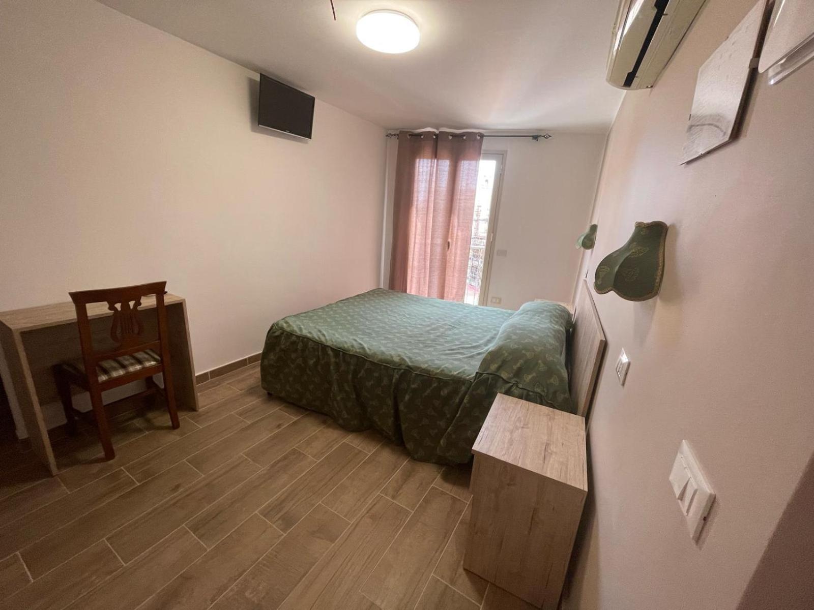 Hotel Cortese Palermo Bagian luar foto