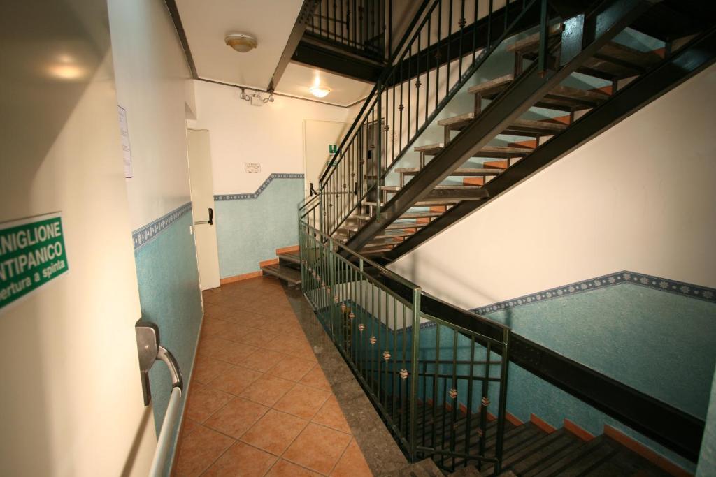 Hotel Cortese Palermo Bagian luar foto