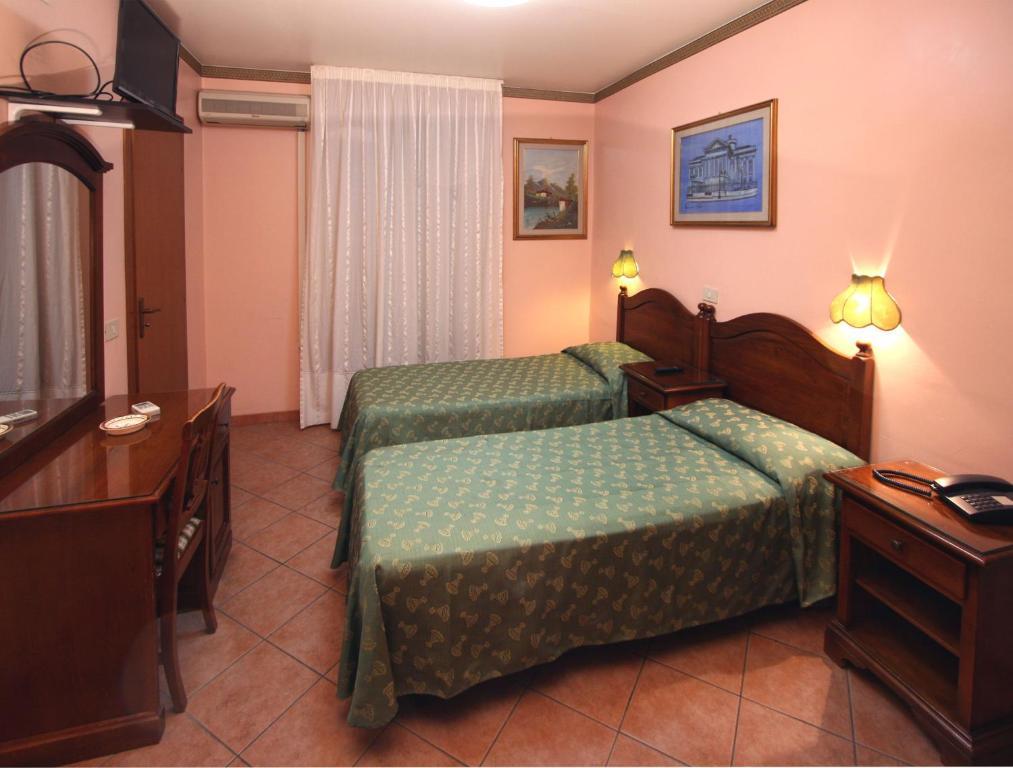 Hotel Cortese Palermo Ruang foto
