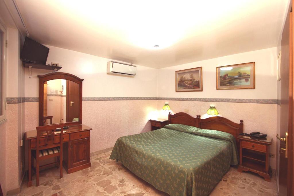 Hotel Cortese Palermo Ruang foto