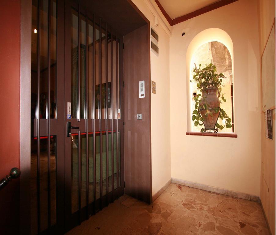 Hotel Cortese Palermo Bagian luar foto
