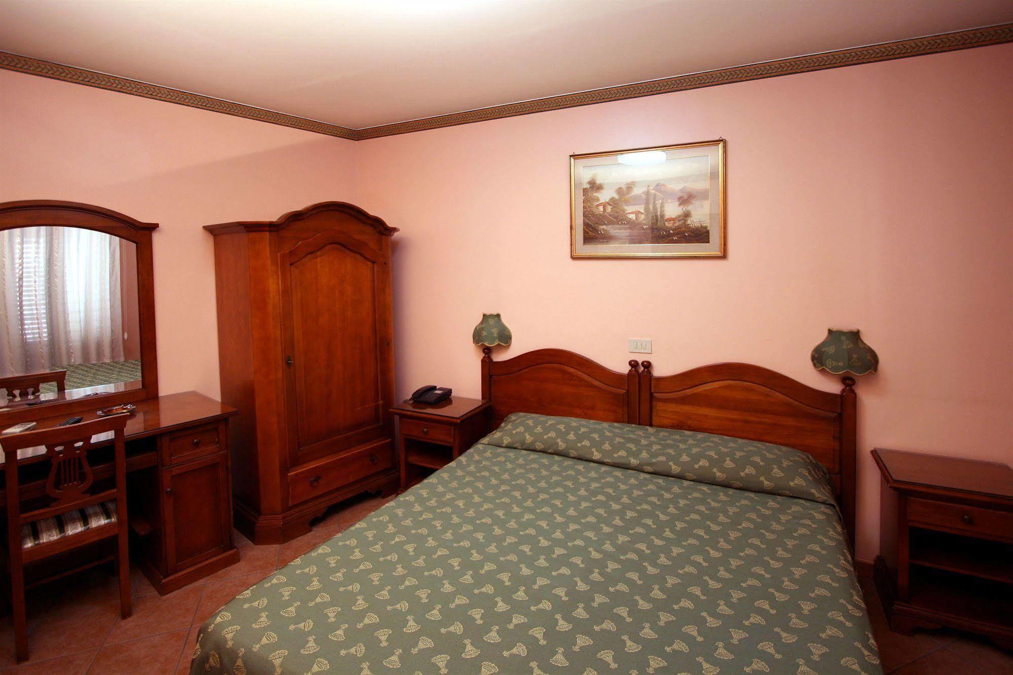 Hotel Cortese Palermo Bagian luar foto